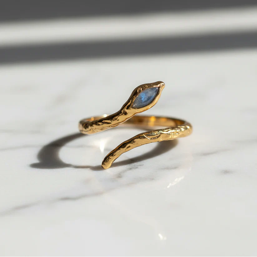 Comment Entretenir ses Bijoux Plaqués Or : Guide Complet 2026
