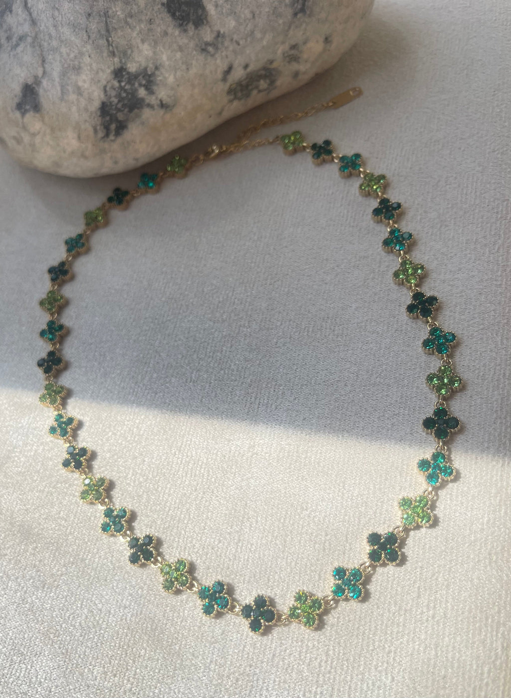 Collier Fleurs Zircon Tons Verts