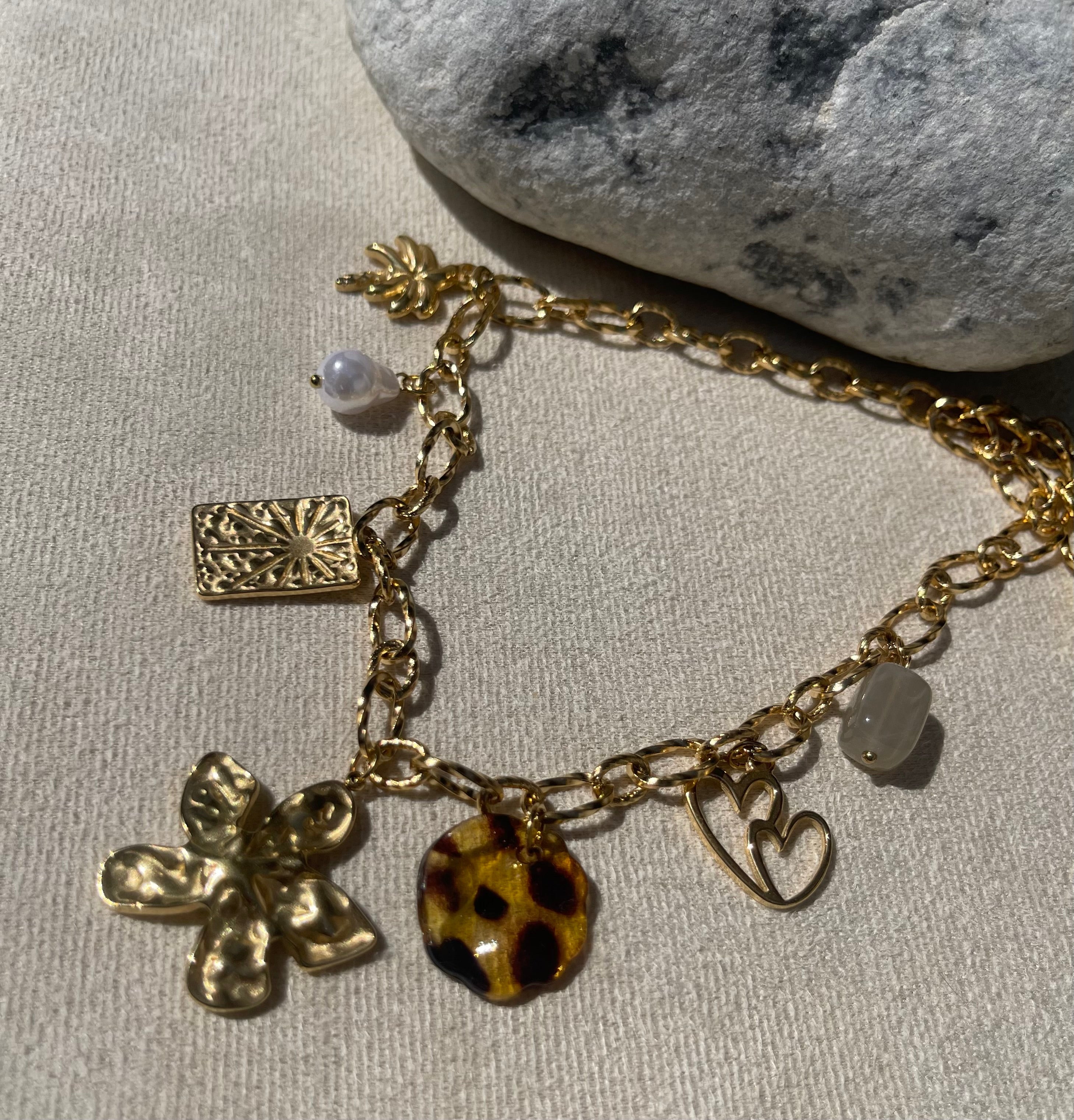 Collier Charms Doré – Bohème Luxe